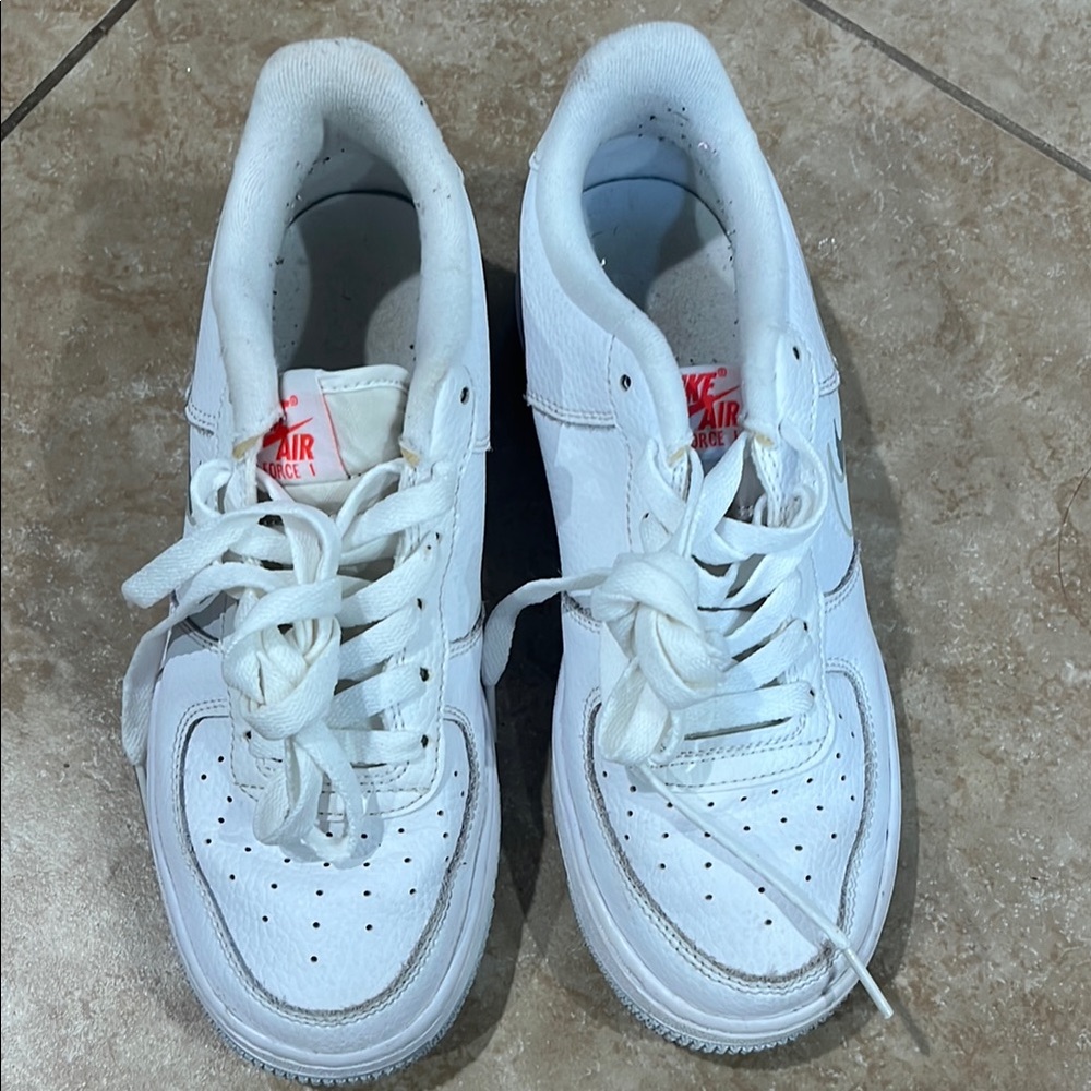 Boys sneakers (Air Force 1’s)
